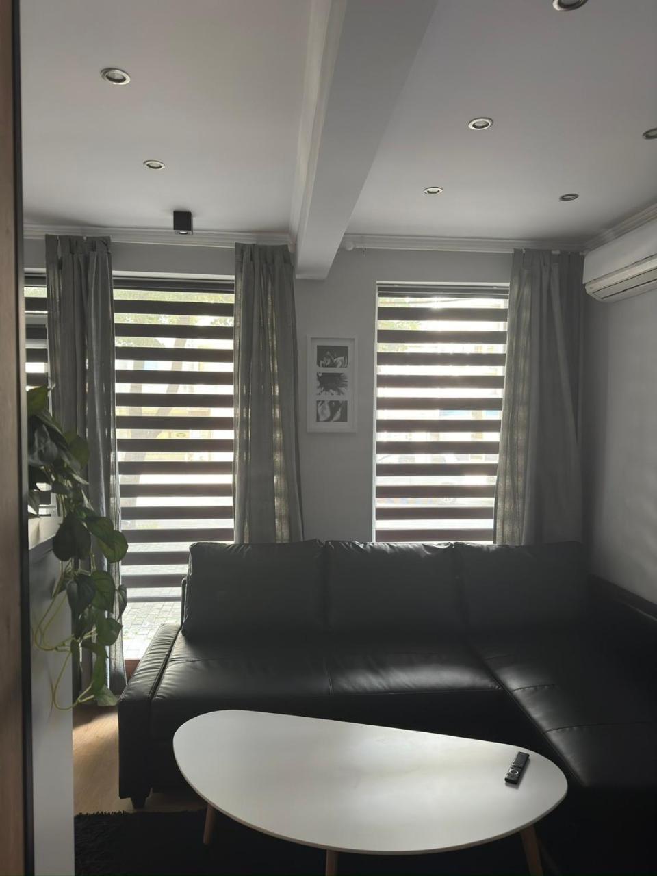 Apartamento Casa Raffaelo Burgas Exterior foto